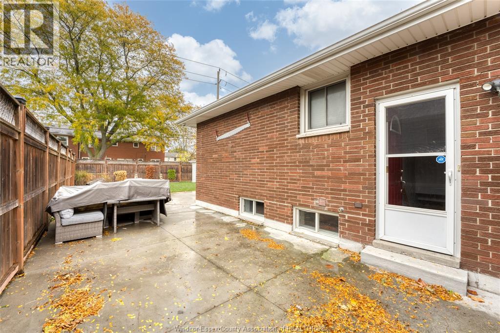1260 Laurendeau, Windsor, Ontario  N8Y 4B5 - Photo 25 - 25027714