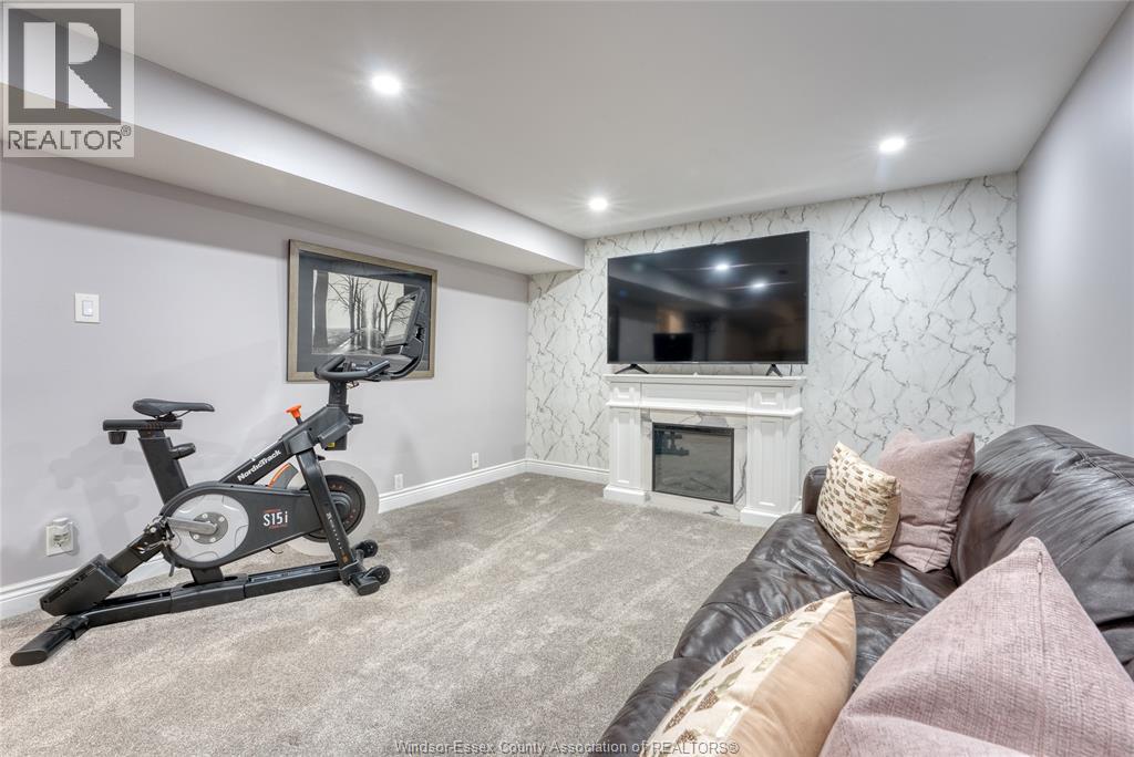 1260 Laurendeau, Windsor, Ontario  N8Y 4B5 - Photo 5 - 25027714