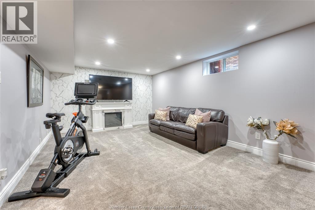 1260 Laurendeau, Windsor, Ontario  N8Y 4B5 - Photo 6 - 25027714