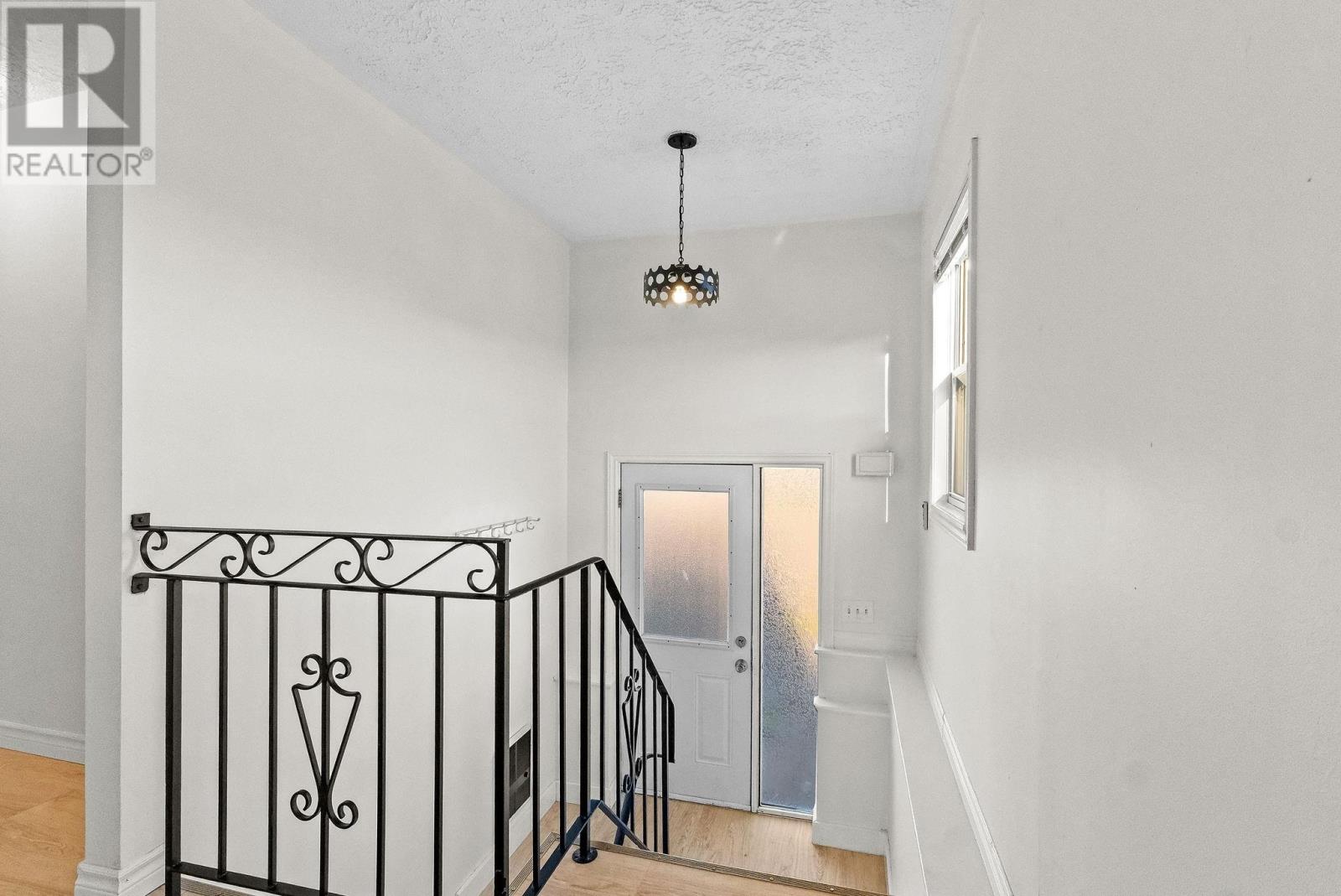 27 Summer Street, Charlottetown, Prince Edward Island  C1A 4N4 - Photo 6 - 202527028