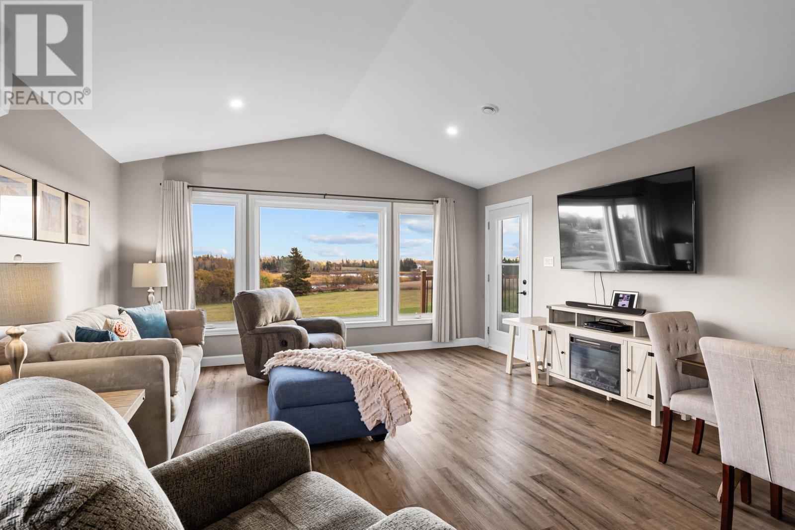 151 Route 10, Tryon, Prince Edward Island  C0B 1A0 - Photo 16 - 202527030