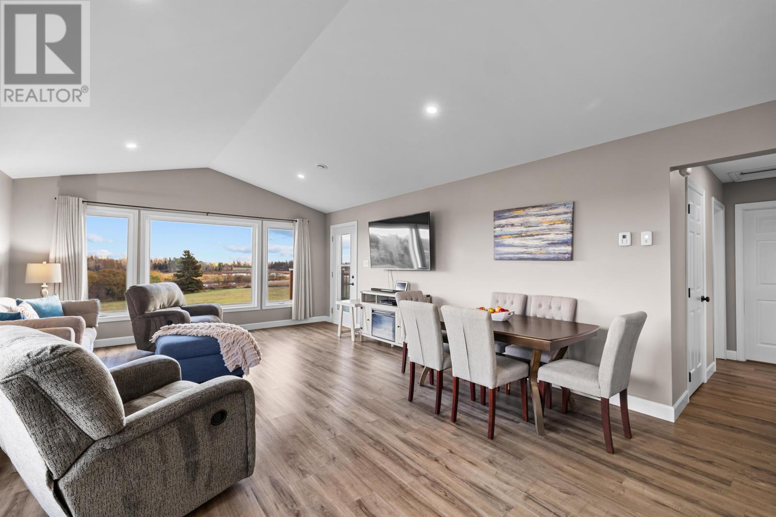 151 Route 10, Tryon, Prince Edward Island  C0B 1A0 - Photo 17 - 202527030