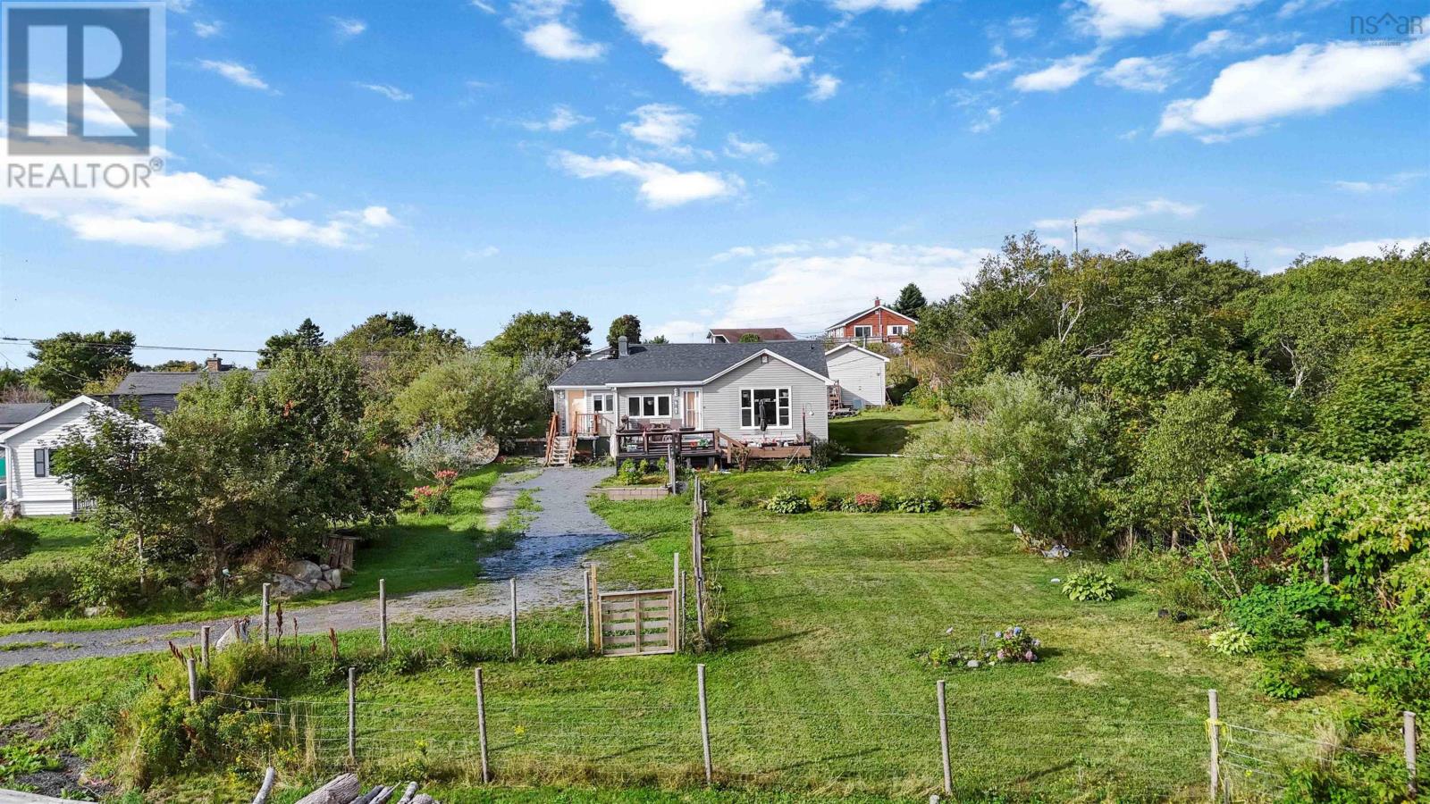 21 Littles Road, Terence Bay, Nova Scotia  B3T 1Y7 - Photo 1 - 202524158