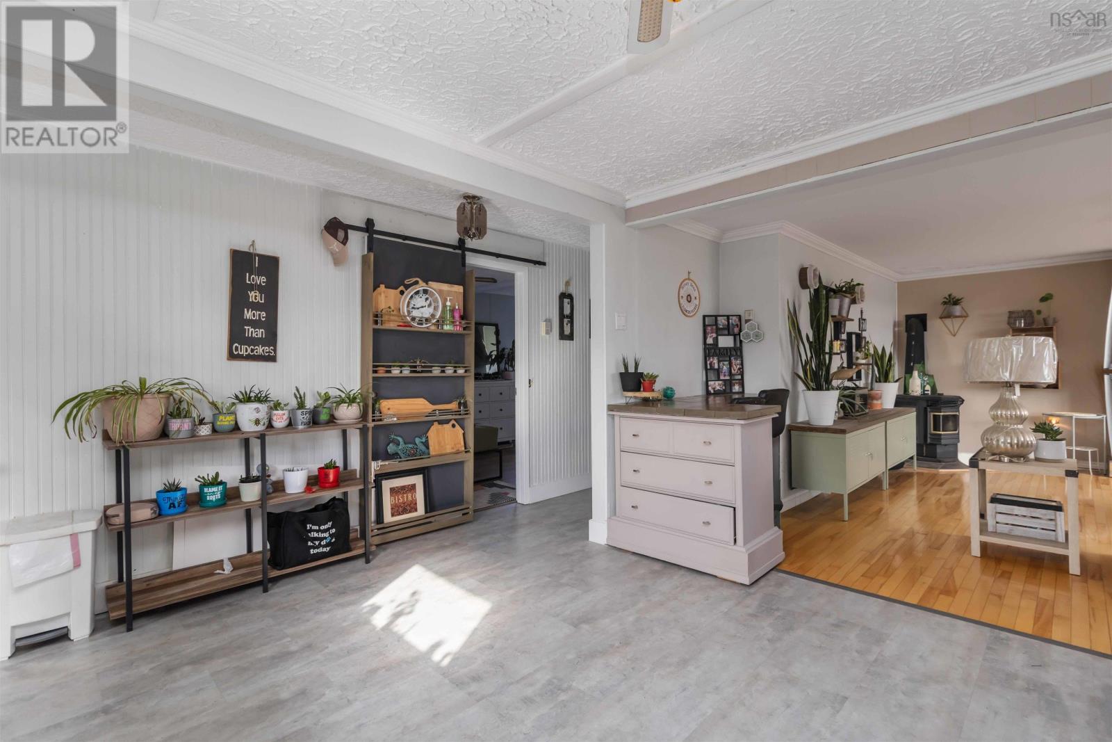 21 Littles Road, Terence Bay, Nova Scotia  B3T 1Y7 - Photo 5 - 202524158