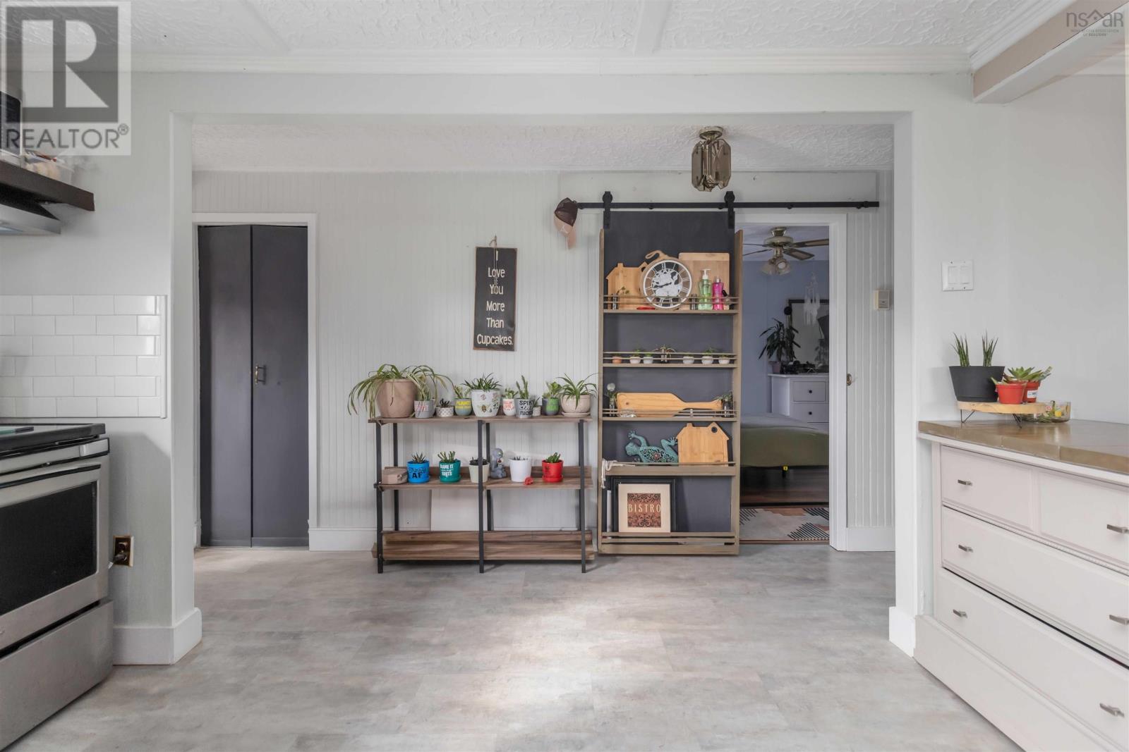 21 Littles Road, Terence Bay, Nova Scotia  B3T 1Y7 - Photo 6 - 202524158