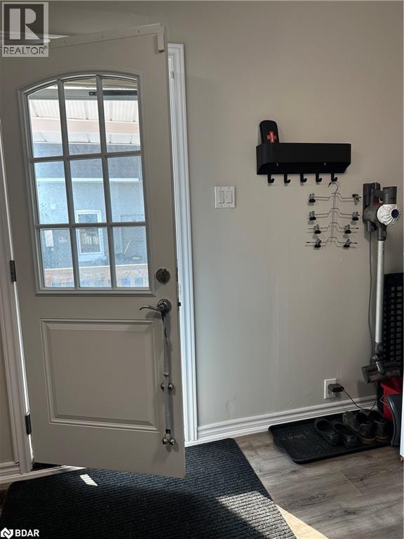 183 Bayfield Street, Barrie, Ontario  L4M 3B4 - Photo 8 - 40784419