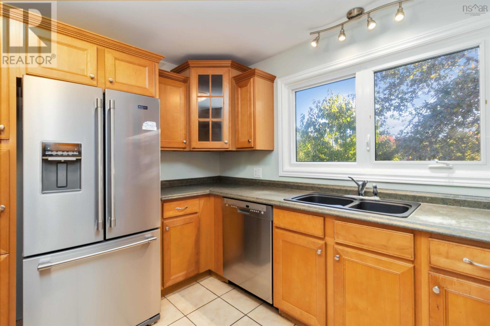 77 Tangmere Crescent, Halifax, Nova Scotia  B3M 1K2 - Photo 17 - 202525570