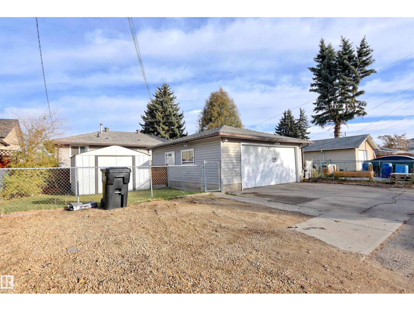 12807 135 Av Nw, Edmonton, Alberta  T5L 3X4 - Photo 34 - E4463315