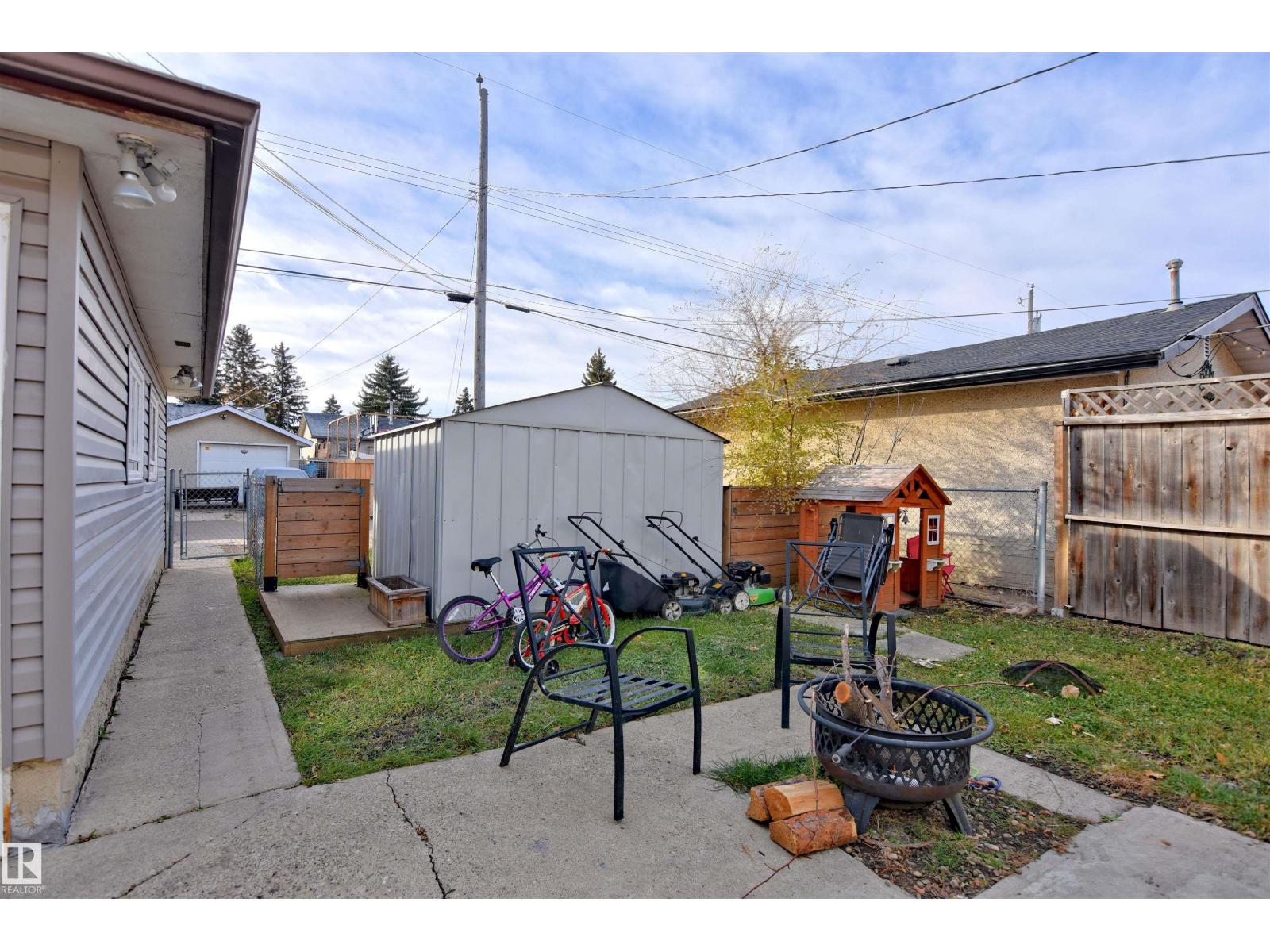 12807 135 Av Nw, Edmonton, Alberta  T5L 3X4 - Photo 32 - E4463315