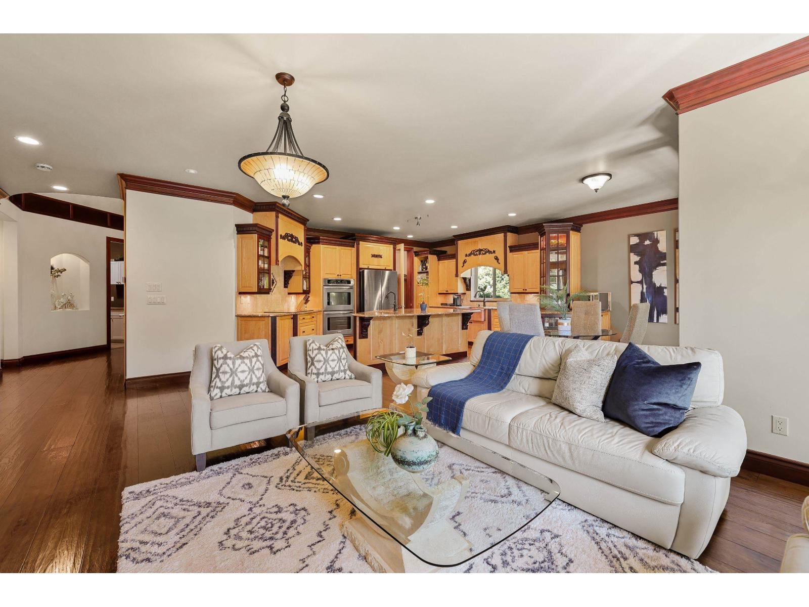 19695 71 Avenue, Surrey, British Columbia  V2Y 2Z7 - Photo 12 - R3063592