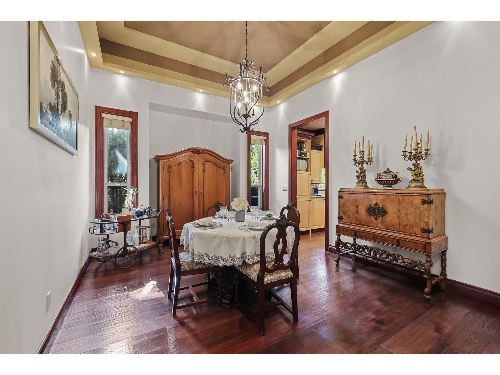 19695 71 Avenue, Surrey, British Columbia  V2Y 2Z7 - Photo 5 - R3063592