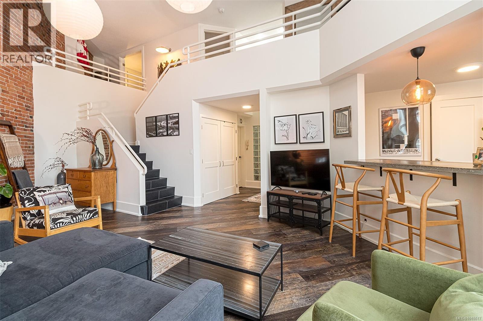 302 1407 Government St, Victoria, British Columbia  V8W 1Z1 - Photo 16 - 1018617