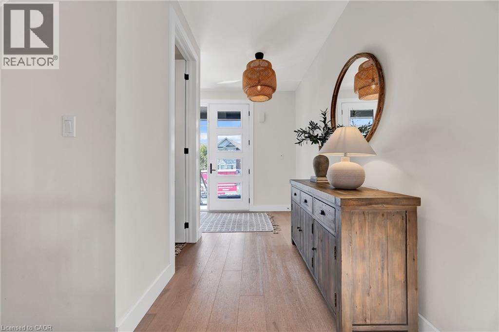 78 Ridgemount Street, Kitchener, Ontario  N2P 0J3 - Photo 3 - 40781483