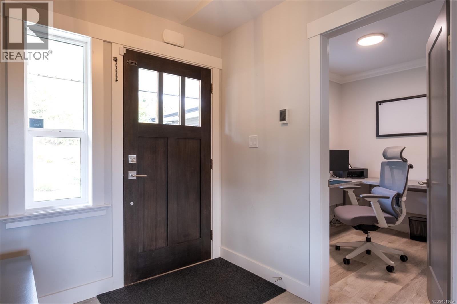 1700 Warn Way, Qualicum Beach, British Columbia  V9K 2S3 - Photo 12 - 1018654