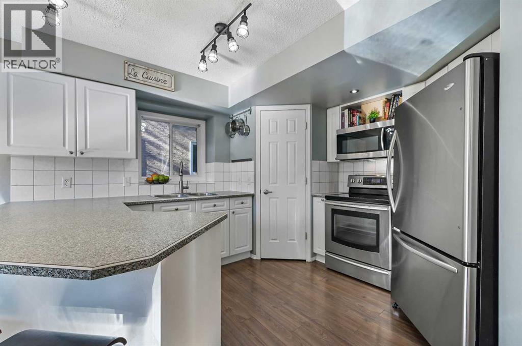 67 Hidden Ranch Boulevard Nw, Calgary, Alberta  T3A 5N6 - Photo 8 - A2265929