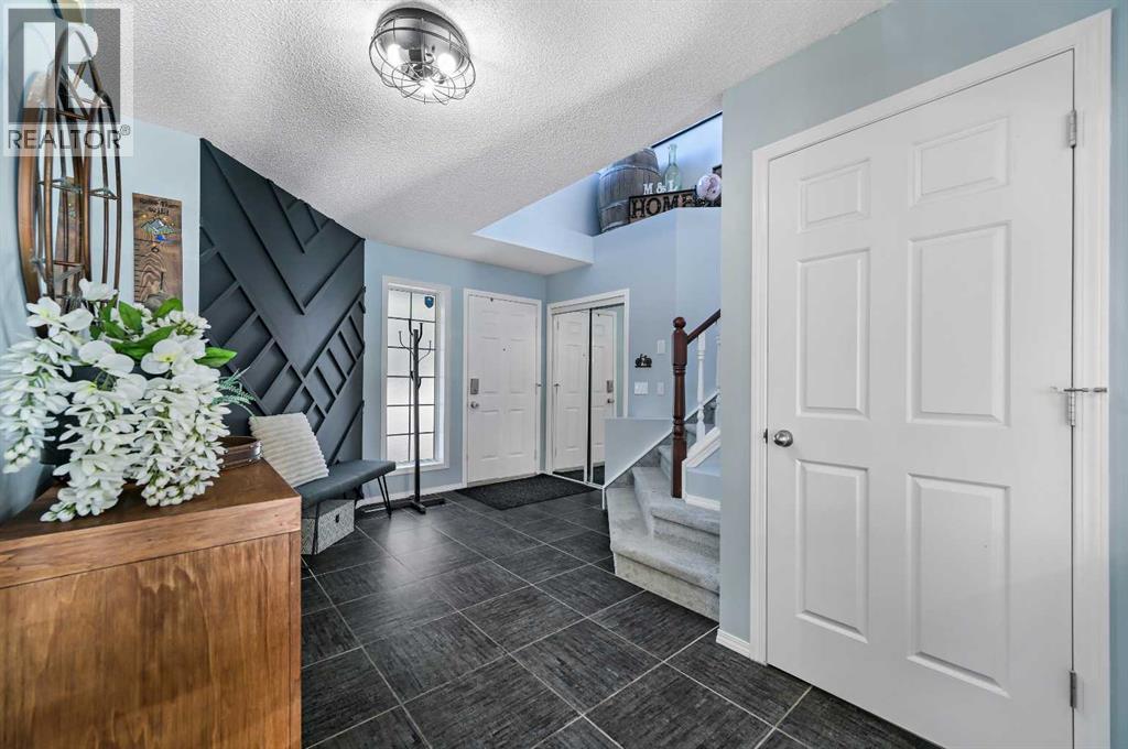 67 Hidden Ranch Boulevard Nw, Calgary, Alberta  T3A 5N6 - Photo 18 - A2265929