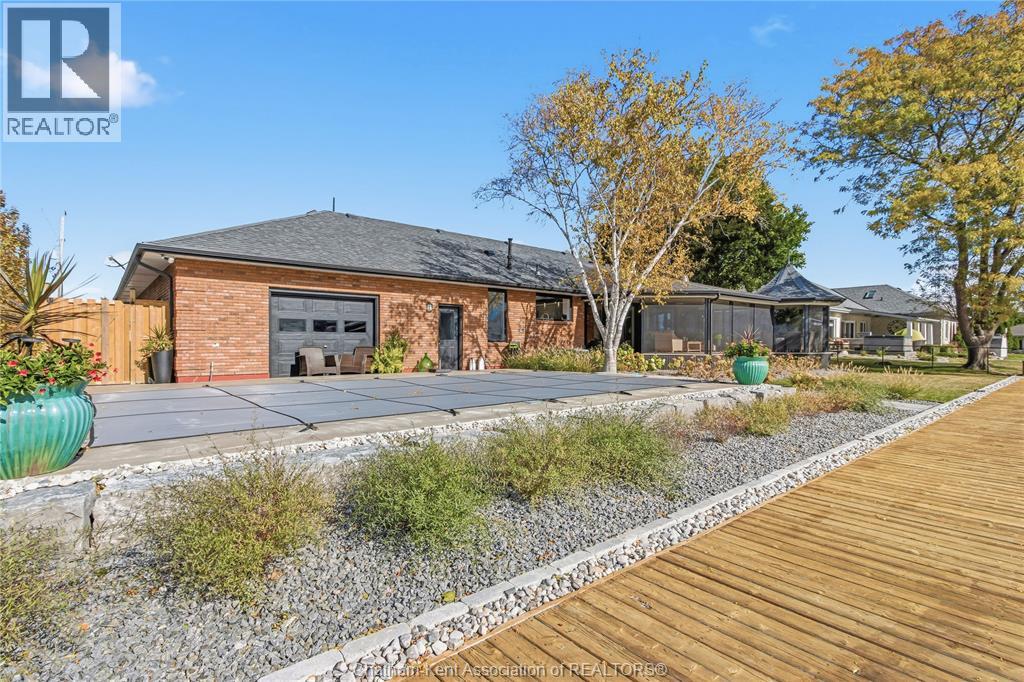 19165 Blue Water Avenue, Lighthouse Cove, Ontario  N0P 2L0 - Photo 35 - 25027539