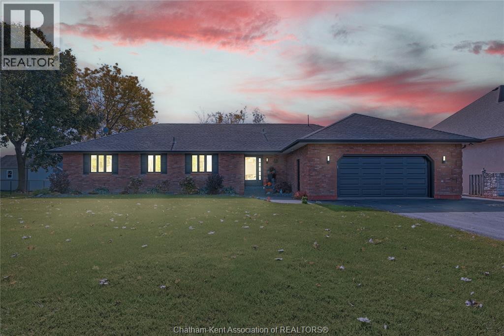 19165 Blue Water Avenue, Lighthouse Cove, Ontario  N0P 2L0 - Photo 4 - 25027539