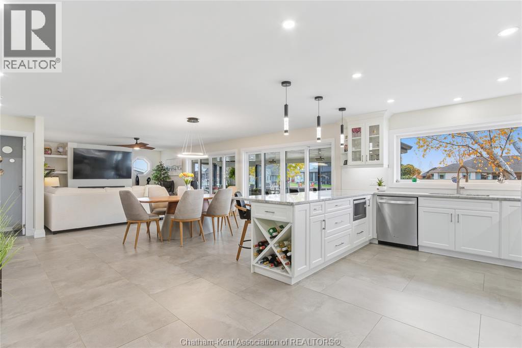 19165 Blue Water Avenue, Lighthouse Cove, Ontario  N0P 2L0 - Photo 8 - 25027539