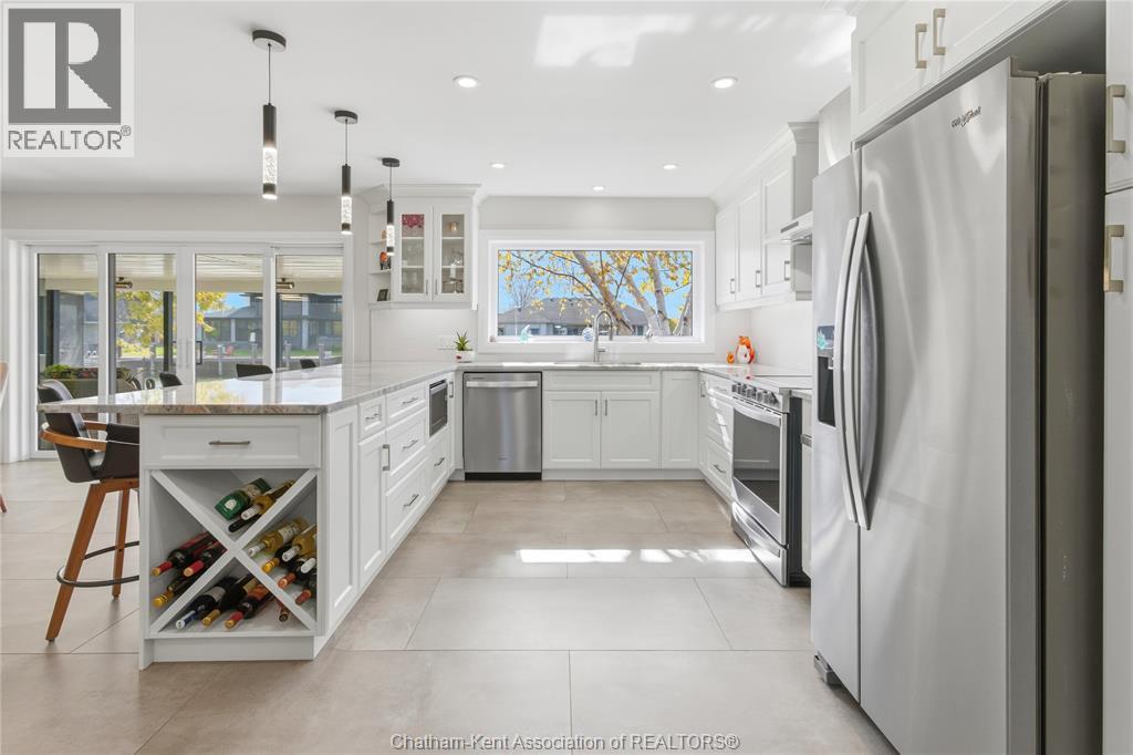 19165 Blue Water Avenue, Lighthouse Cove, Ontario  N0P 2L0 - Photo 9 - 25027539