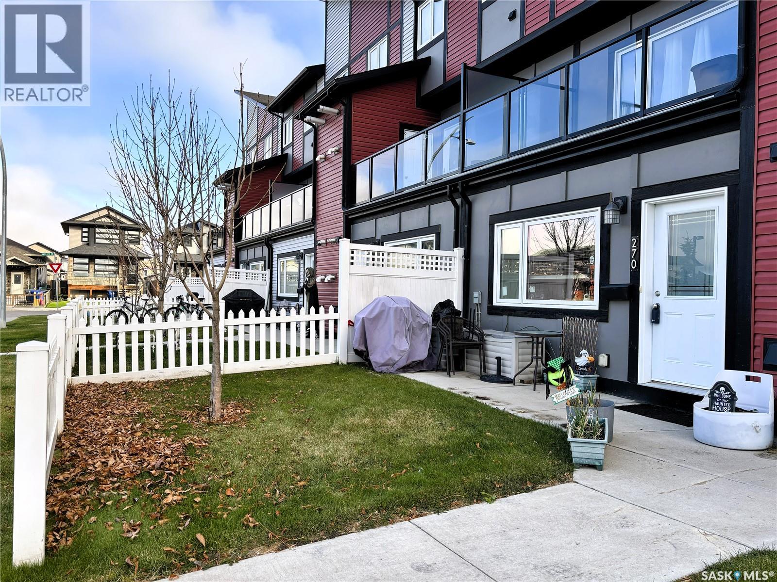 270 250 Akhtar Bend, Saskatoon, Saskatchewan  S7W 0W4 - Photo 2 - SK022138