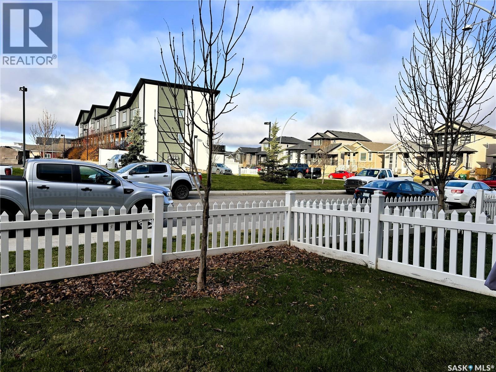 270 250 Akhtar Bend, Saskatoon, Saskatchewan  S7W 0W4 - Photo 3 - SK022138