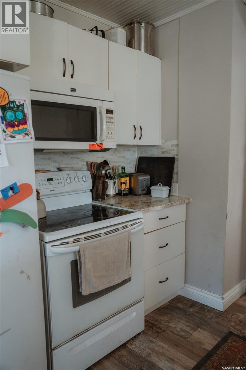 Tozer Acreage, Good Lake Rm No. 274, Saskatchewan  S3N 4C6 - Photo 10 - SK022092