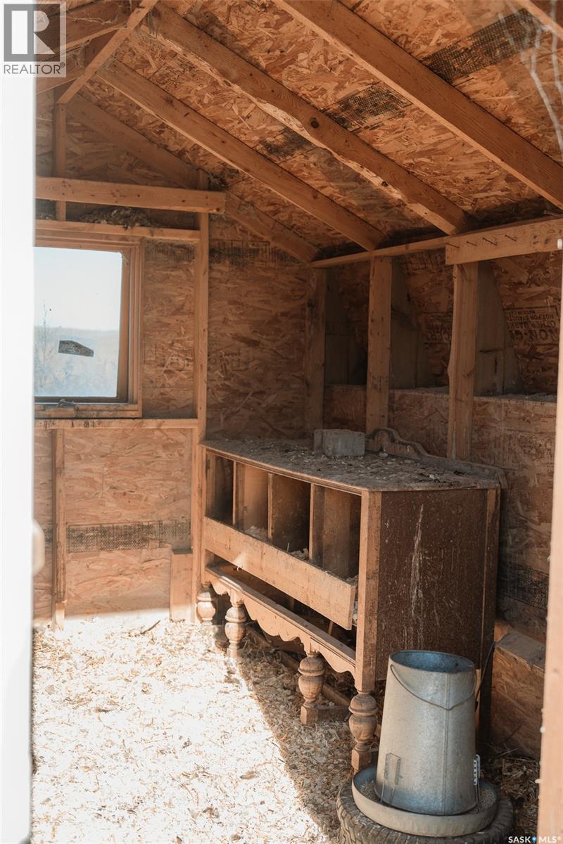 Tozer Acreage, Good Lake Rm No. 274, Saskatchewan  S3N 4C6 - Photo 44 - SK022092