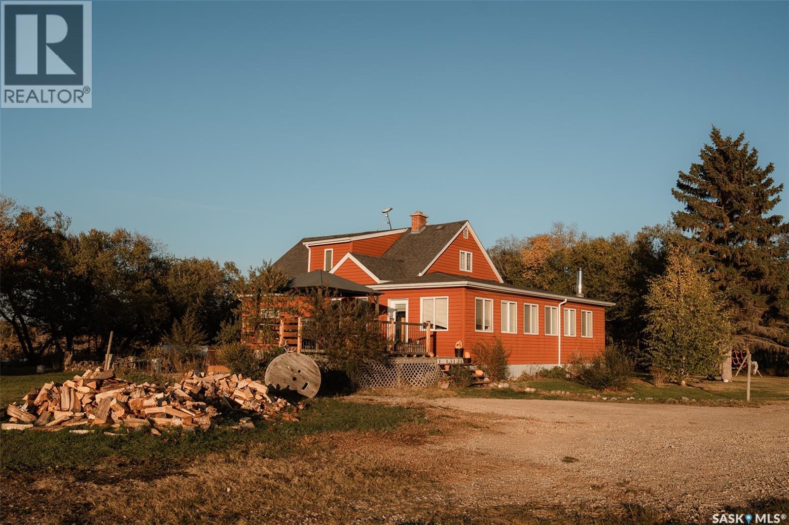 Tozer Acreage, Good Lake Rm No. 274, Saskatchewan  S3N 4C6 - Photo 5 - SK022092