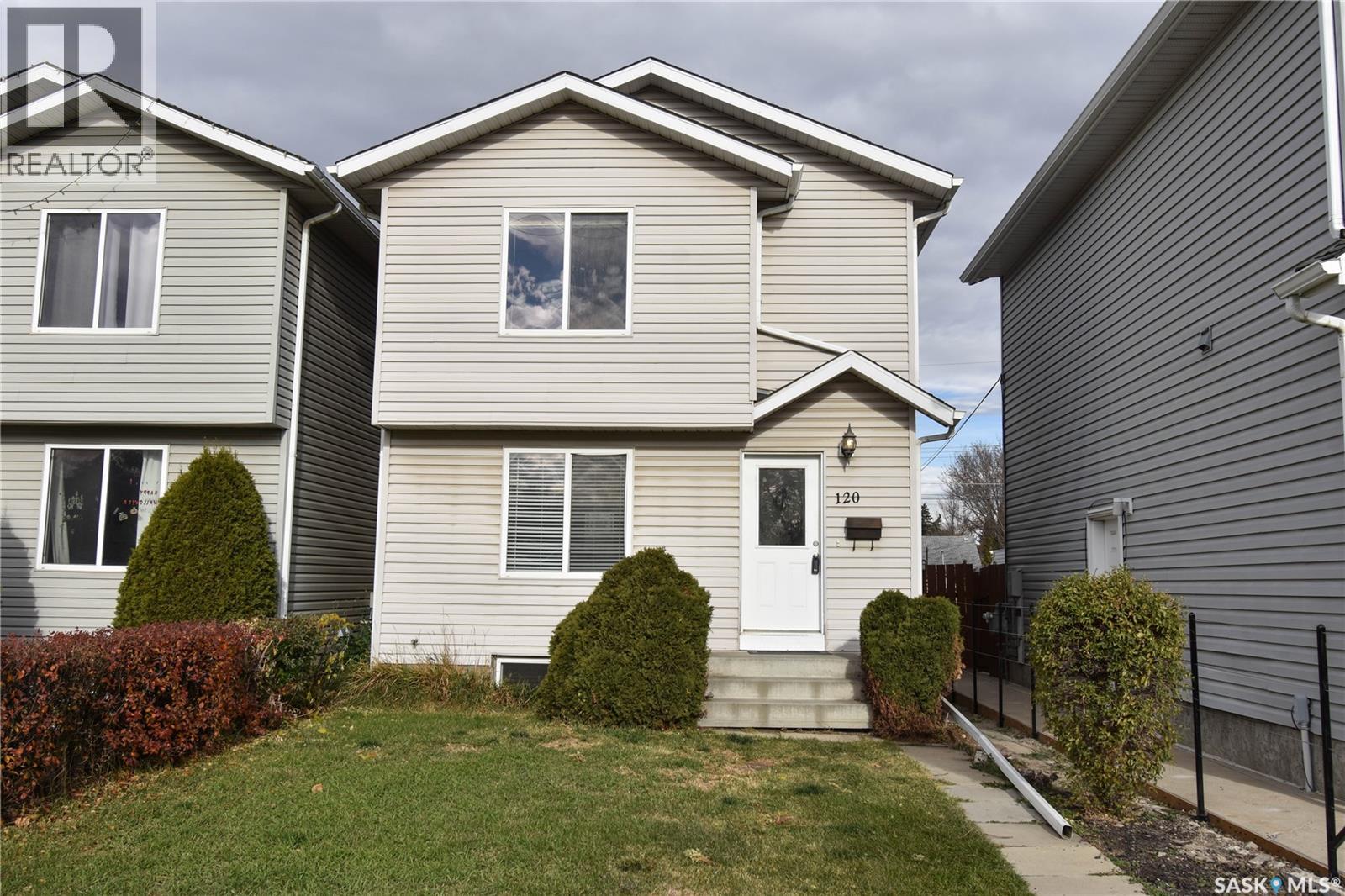 120 115th Street W, Saskatoon, Saskatchewan  S7N 1W3 - Photo 2 - SK022061