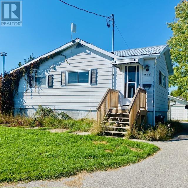 914 First ST W, Geraldton, Ontario