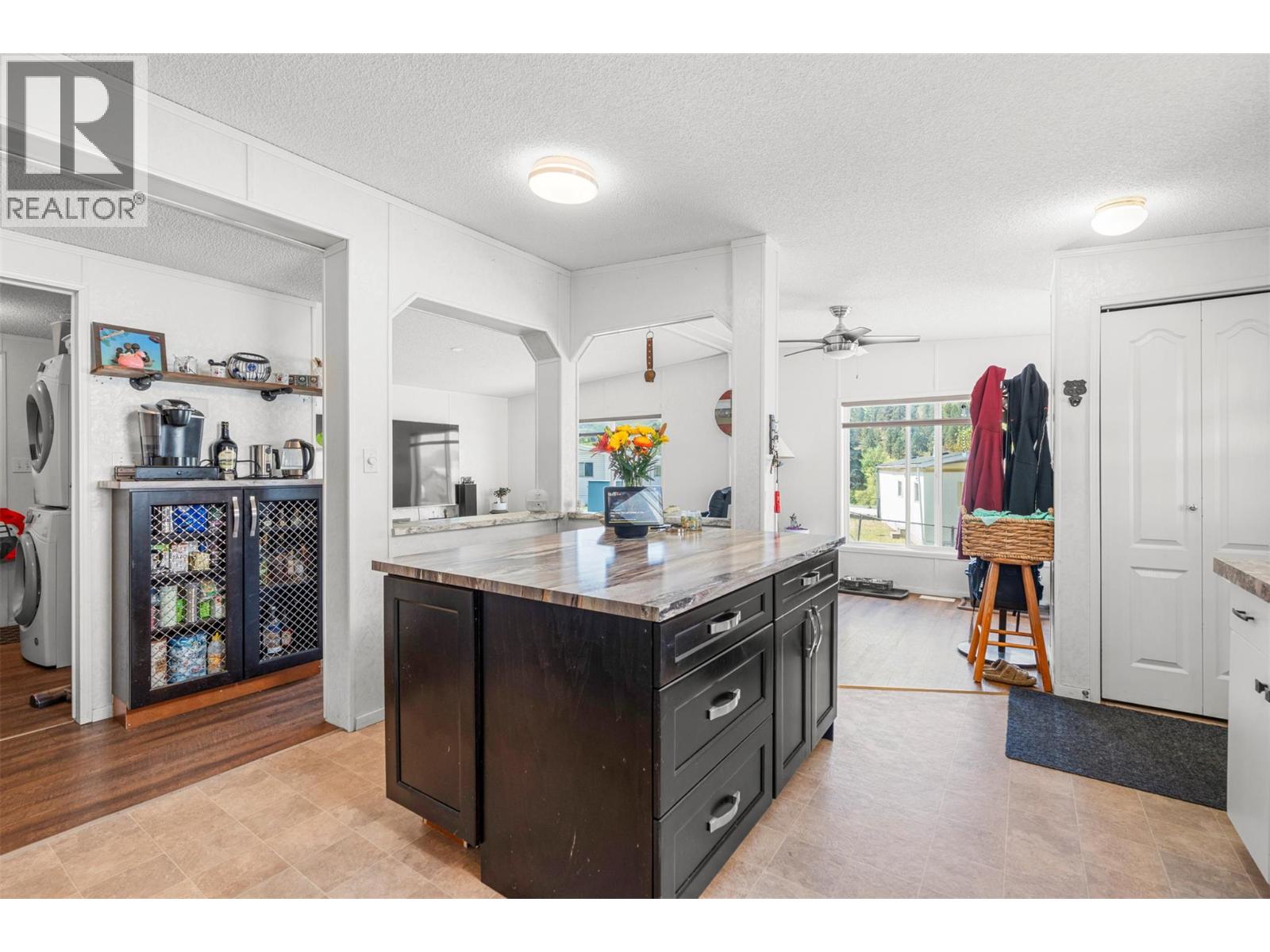 15401 Kalamalka Lake Road Unit# 210, Coldstream, British Columbia  V1B 1Z3 - Photo 10 - 10367270