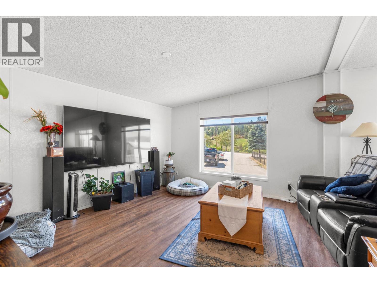 15401 Kalamalka Lake Road Unit# 210, Coldstream, British Columbia  V1B 1Z3 - Photo 12 - 10367270