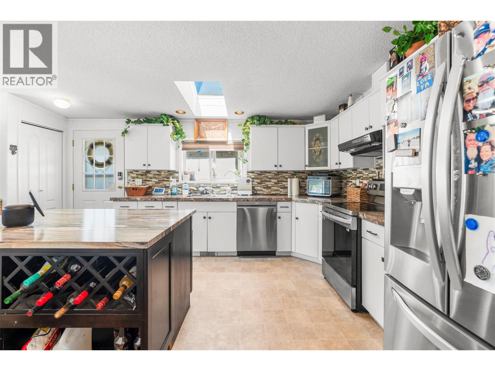 15401 Kalamalka Lake Road Unit# 210, Coldstream, British Columbia  V1B 1Z3 - Photo 8 - 10367270