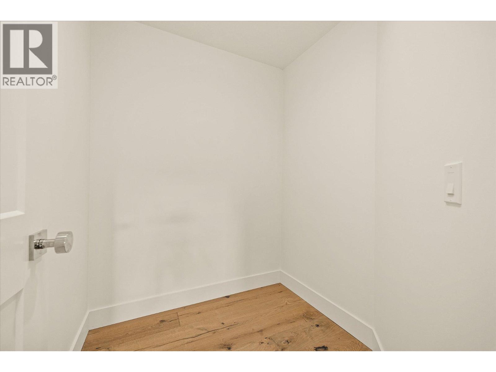 1039 Cushing Court, Kelowna, British Columbia  V1Y 8W8 - Photo 33 - 10367219