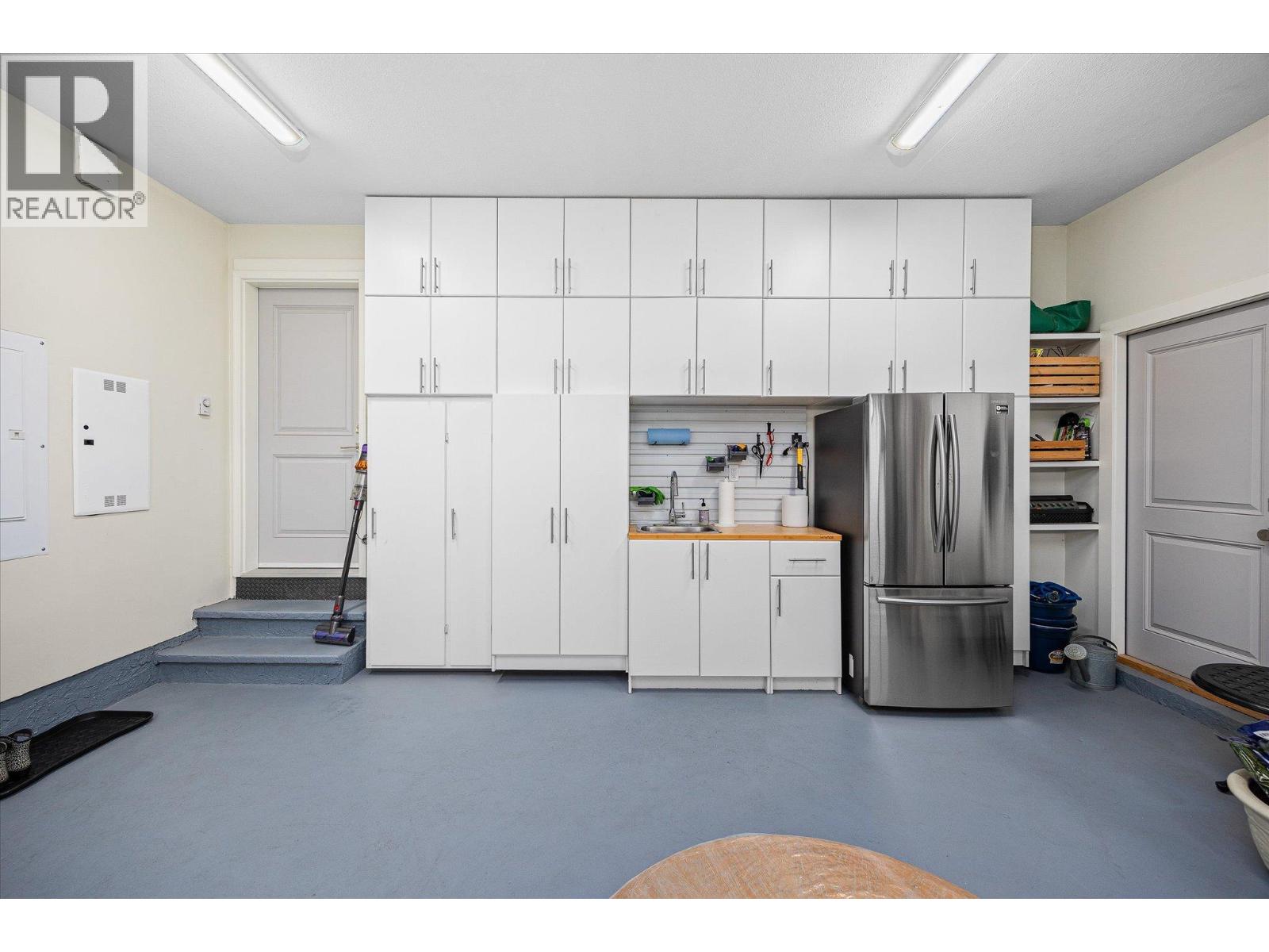 1039 Cushing Court, Kelowna, British Columbia  V1Y 8W8 - Photo 38 - 10367219