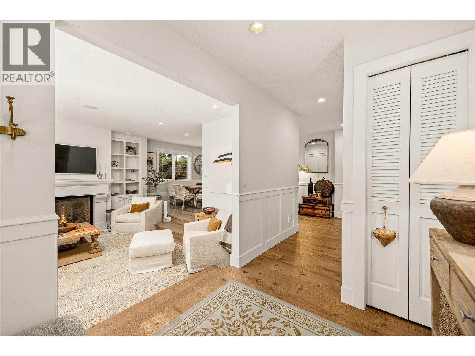 1039 Cushing Court, Kelowna, British Columbia  V1Y 8W8 - Photo 4 - 10367219