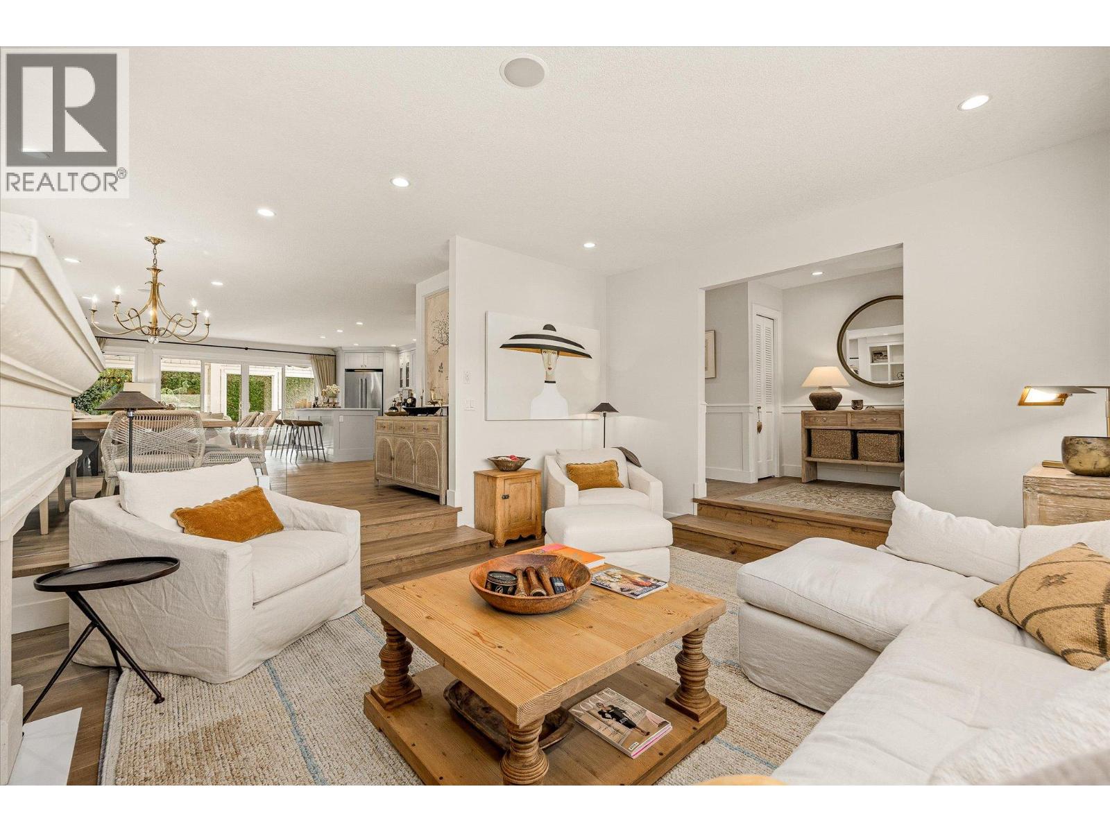 1039 Cushing Court, Kelowna, British Columbia  V1Y 8W8 - Photo 8 - 10367219