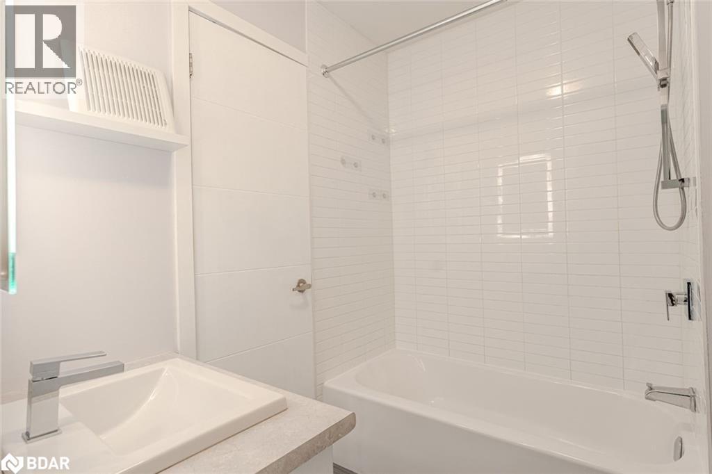 369 Essa Road Unit# 14, Barrie, Ontario  L4N 9C8 - Photo 14 - 40779170