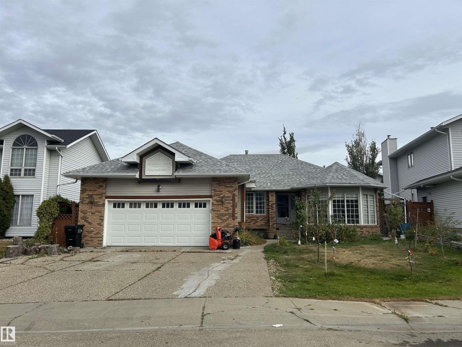 15411 67A ST NW, Edmonton, Alberta