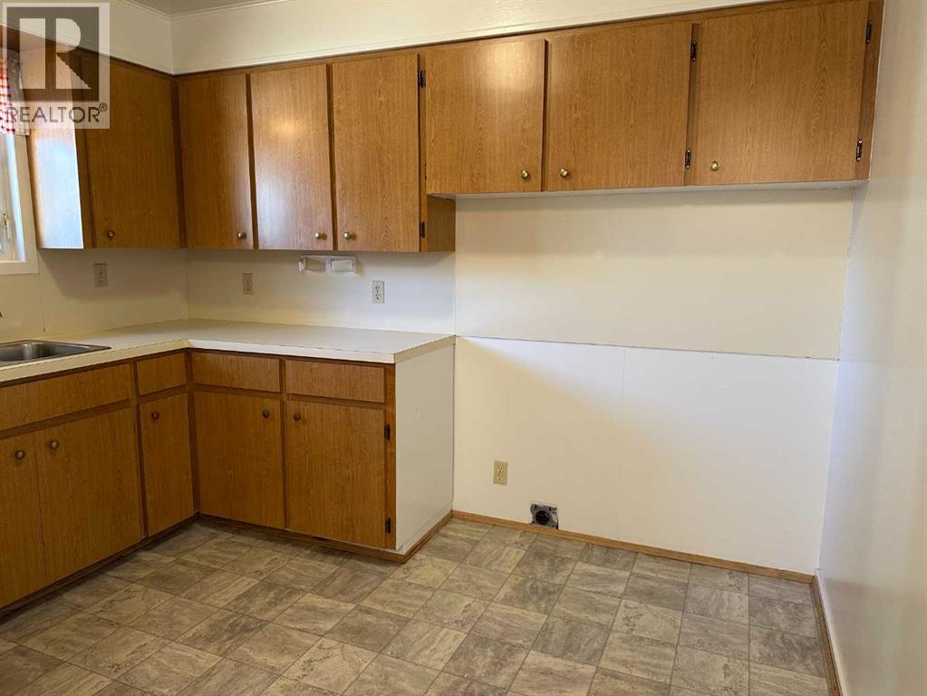 122 3 Avenue N, Vauxhall, Alberta  T0K 2K0 - Photo 17 - A2255668