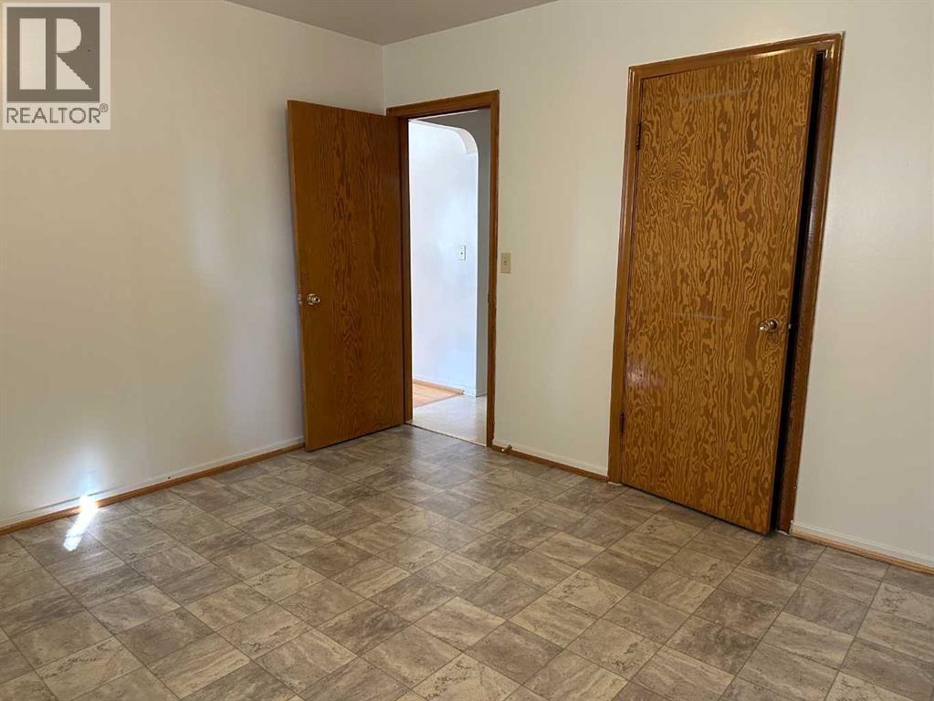 122 3 Avenue N, Vauxhall, Alberta  T0K 2K0 - Photo 8 - A2255668