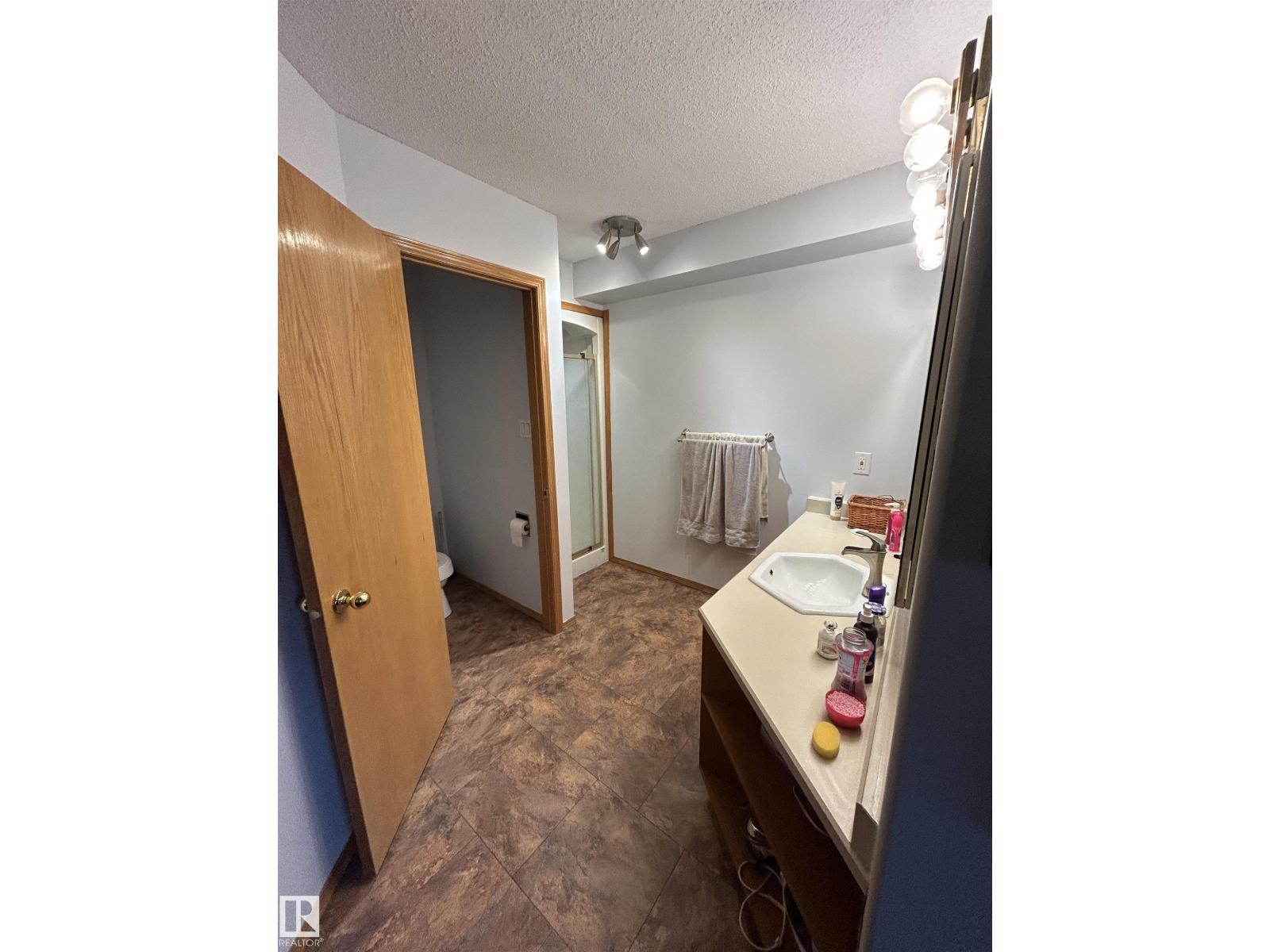 15411 67a St Nw, Edmonton, Alberta  T5Z 2W8 - Photo 13 - E4461189