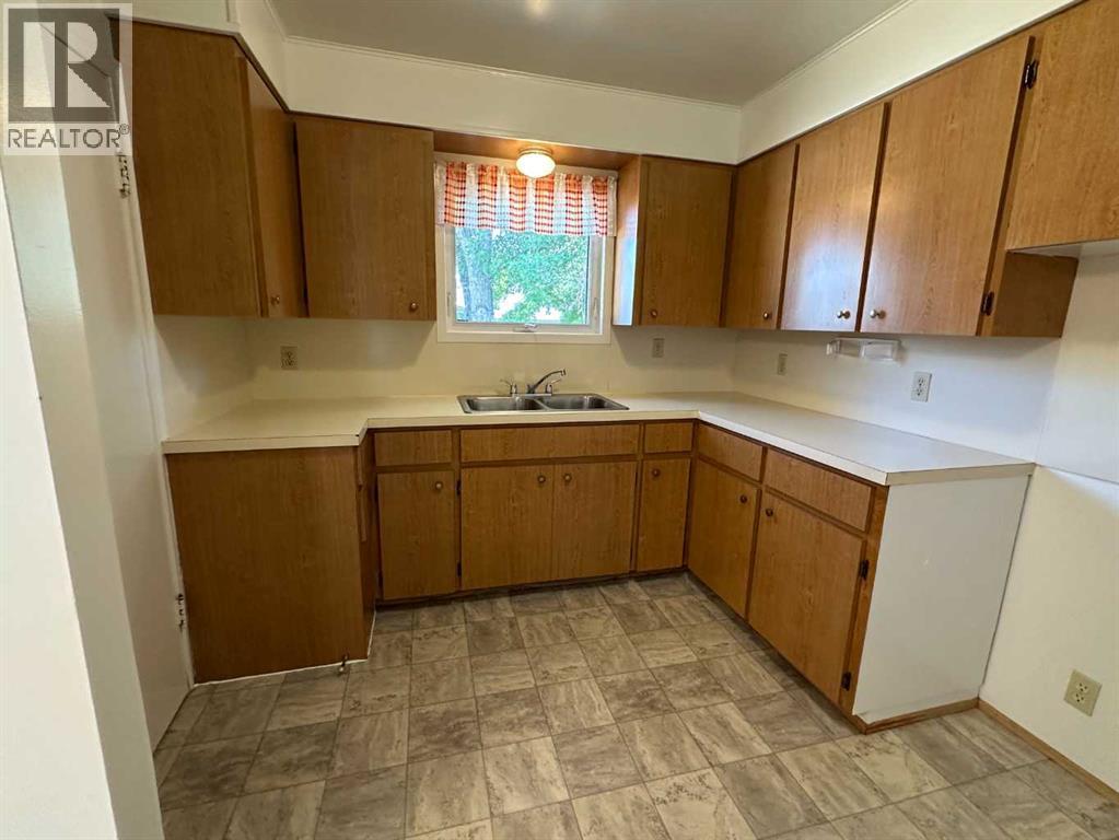 122 3 Avenue N, Vauxhall, Alberta  T0K 2K0 - Photo 16 - A2255668