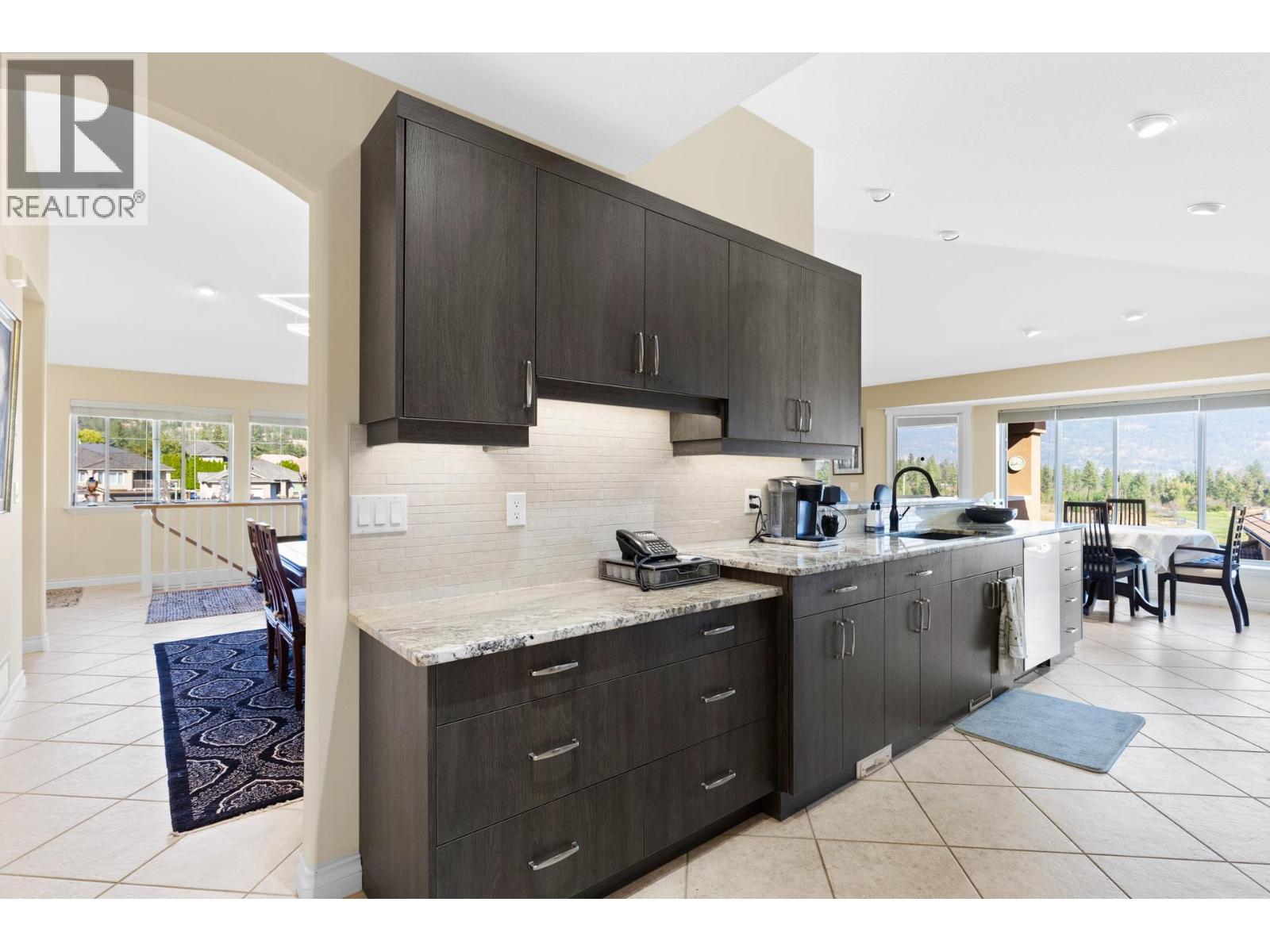 2455 Quail Ridge Boulevard Unit# 201 Kelowna Photo 19