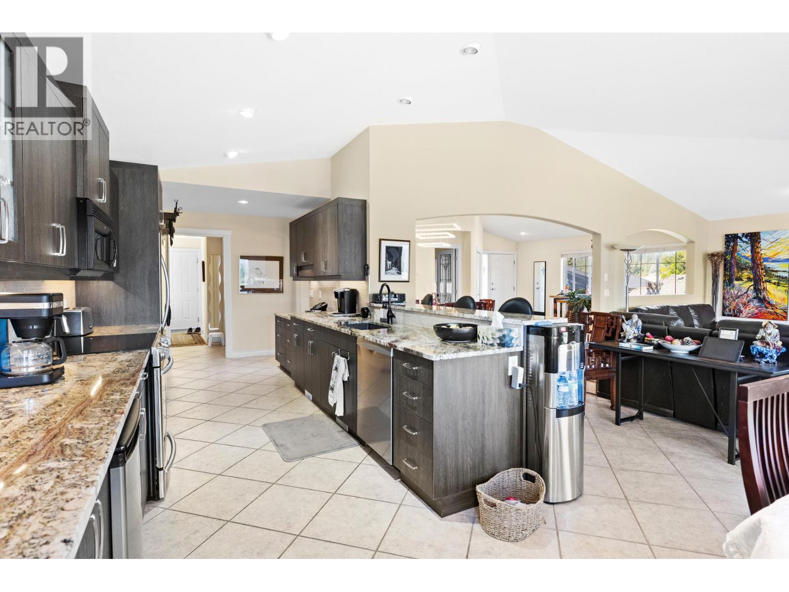 2455 Quail Ridge Boulevard Unit# 201 Kelowna Photo 16