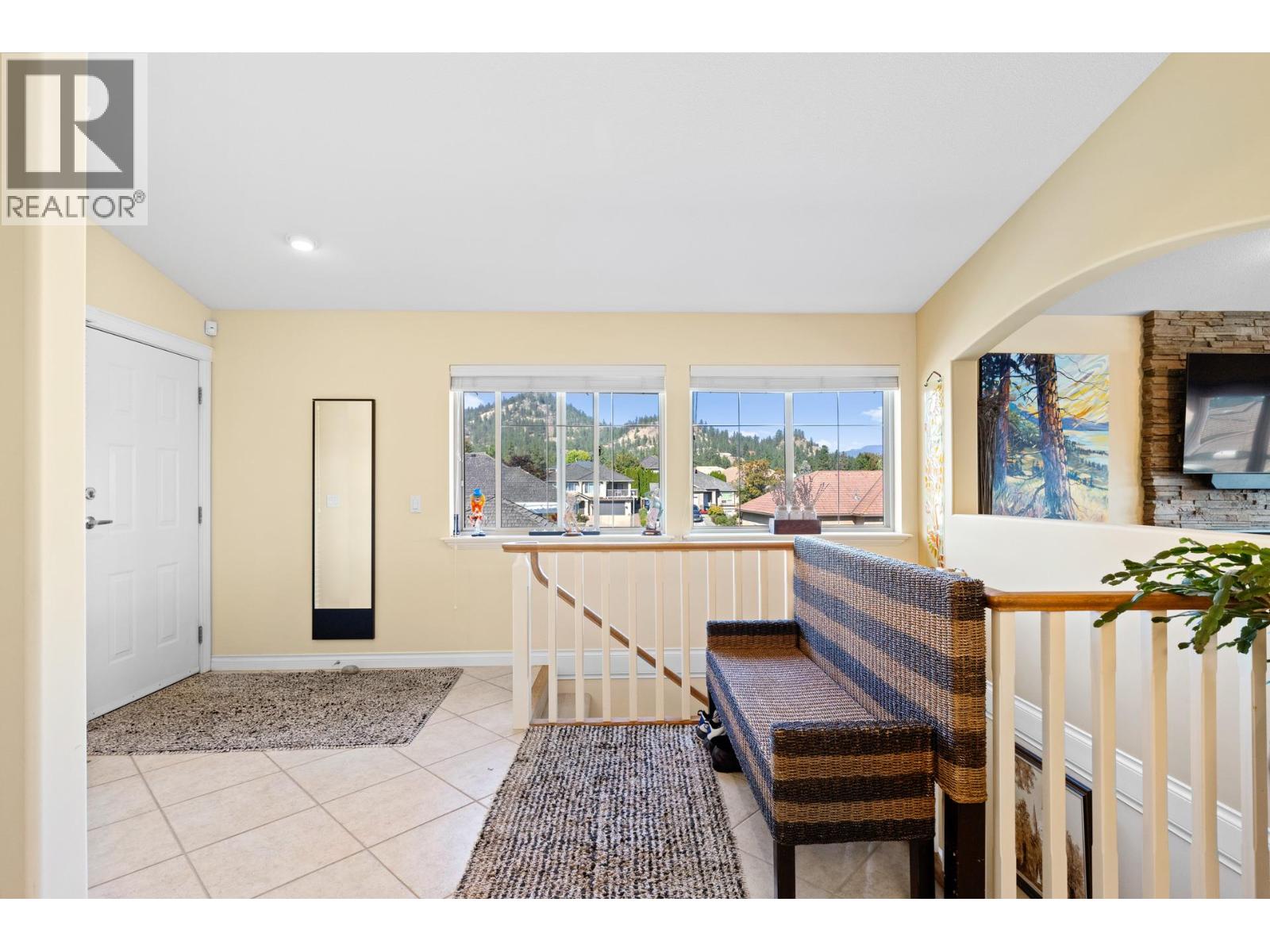 2455 Quail Ridge Boulevard Unit# 201 Kelowna Photo 5