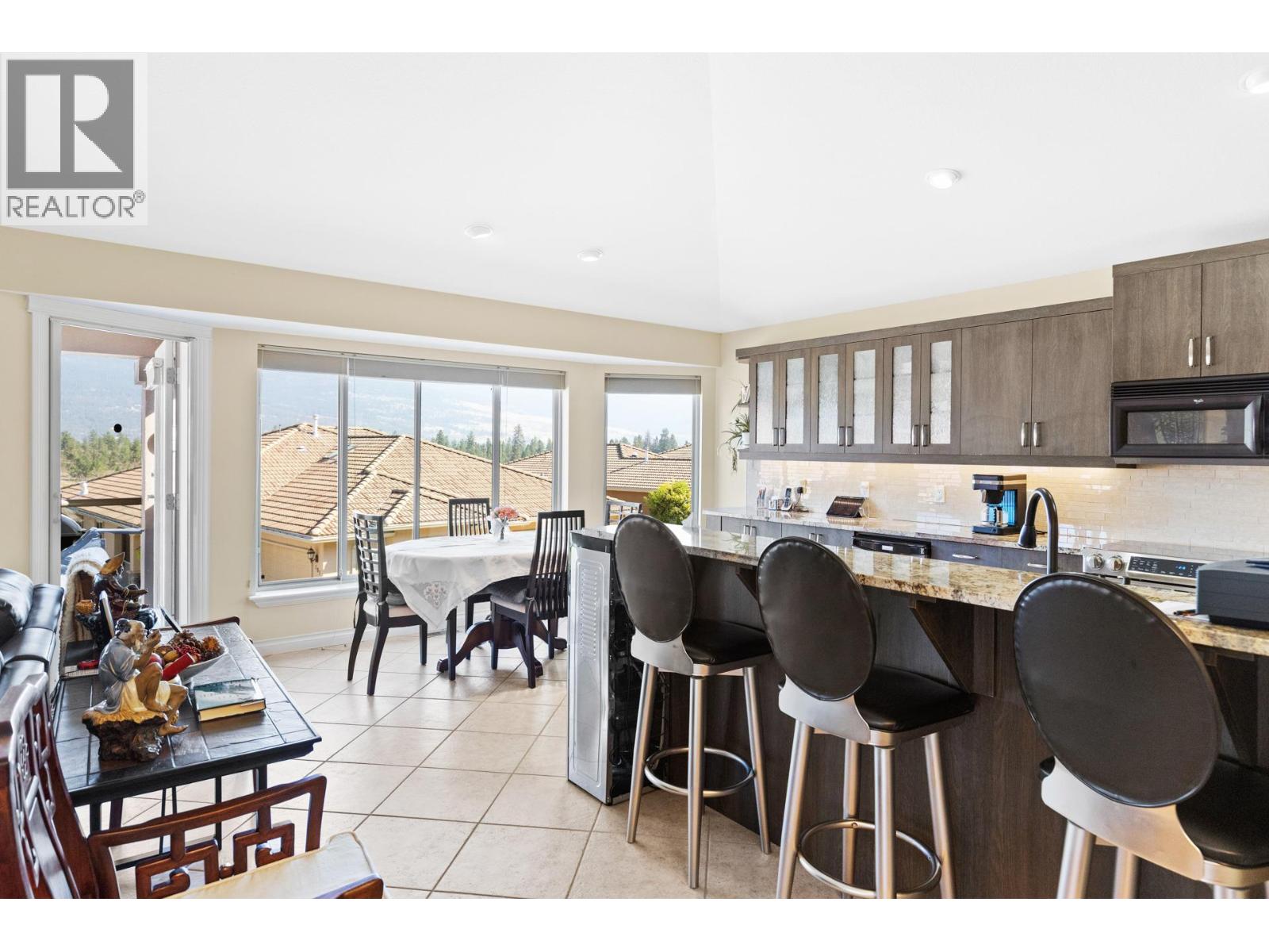 2455 Quail Ridge Boulevard Unit# 201 Kelowna Photo 14