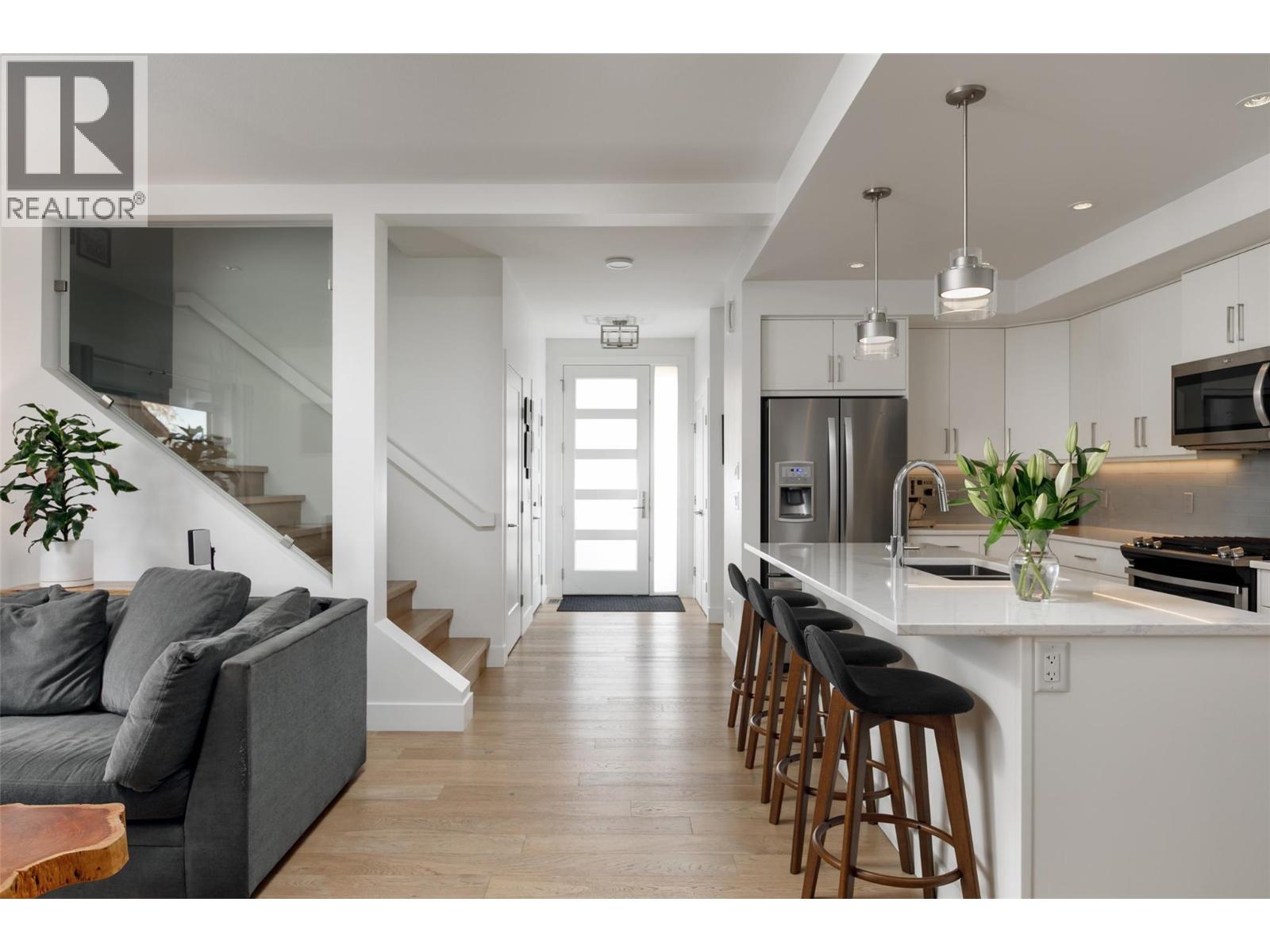 1025 Cawston Avenue, Kelowna, British Columbia  V1Y 9X2 - Photo 9 - 10367008