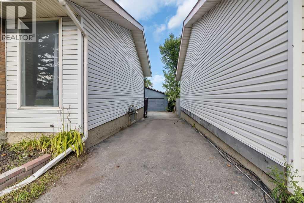 10 Radcliffe Crescent Se, Calgary, Alberta T2Z 5X2 - Photo 29 - A2266165